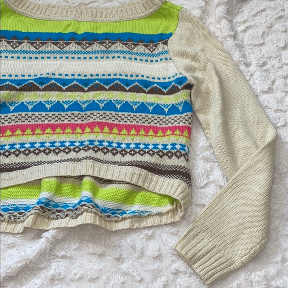 Roomates Aztec pullover - Picture 3 of 8